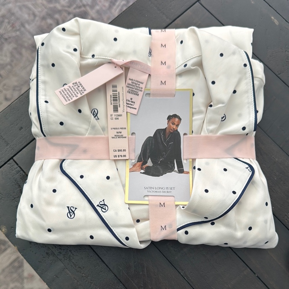 Victoria's Secret Satin Pajama Set - Cream with Navy Dots